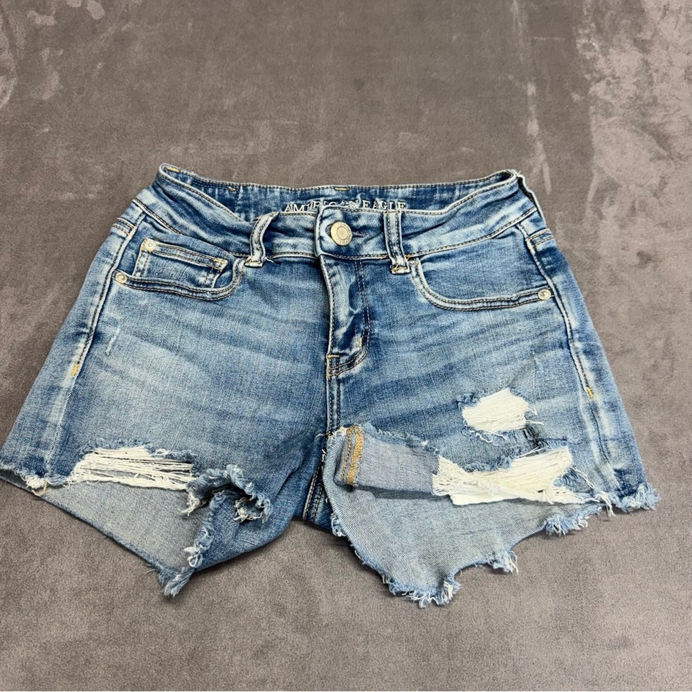American Eagle Outfitters Blue Distressed Jean Shorts cut off stretch X size 4